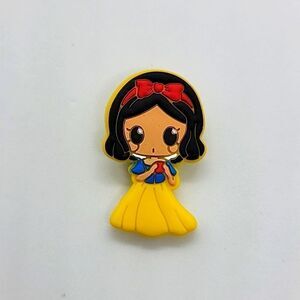 🎈5/$10🎈 PATCHES..CROC CHARMS.. Disney.. Snow White..